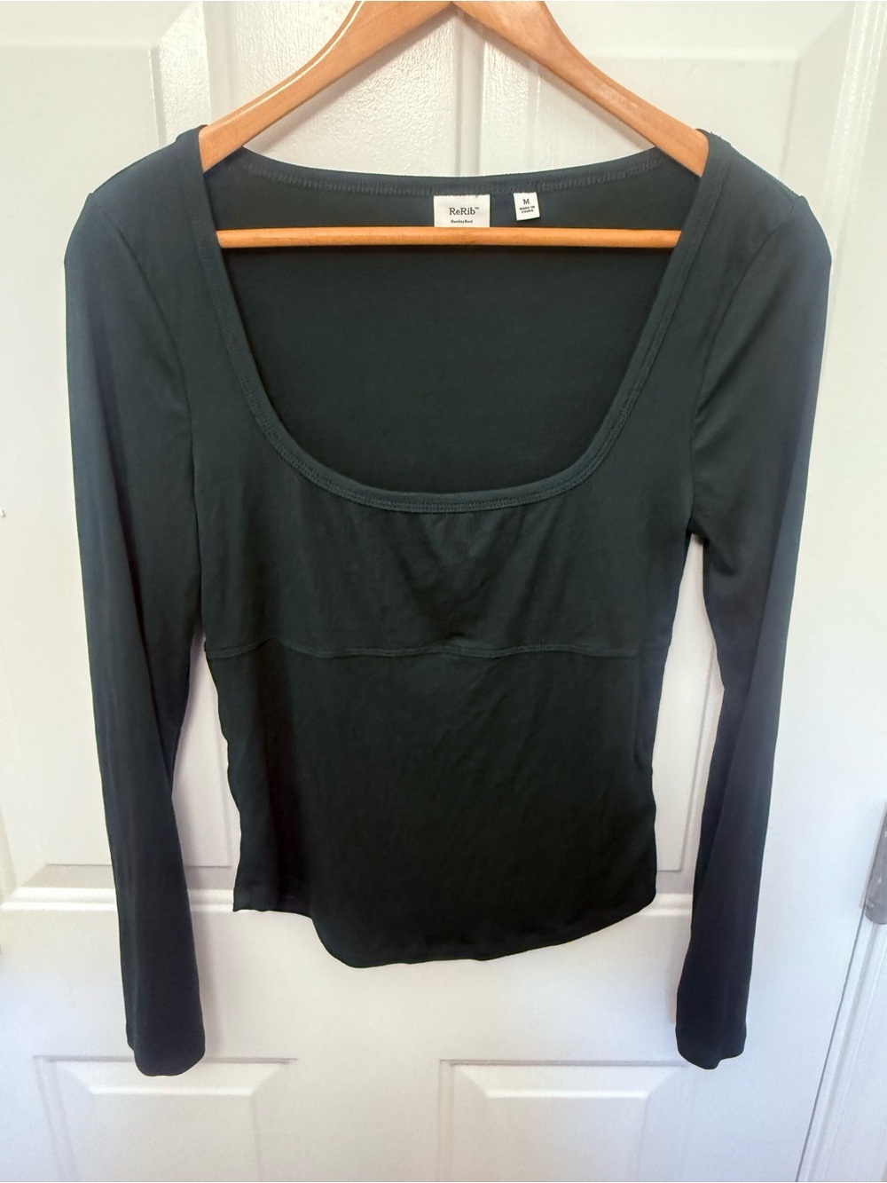 Aritzia Sunday Best ReRib Green Square Neck Long Sleeve M Minimalist Balletcore